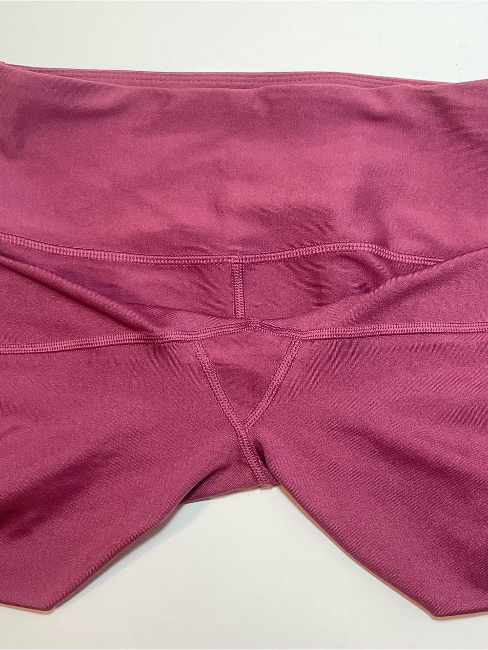Under Armour Women's High-Waist Bike Shorts - Roseberry excellent condition - Picture 5 of 11